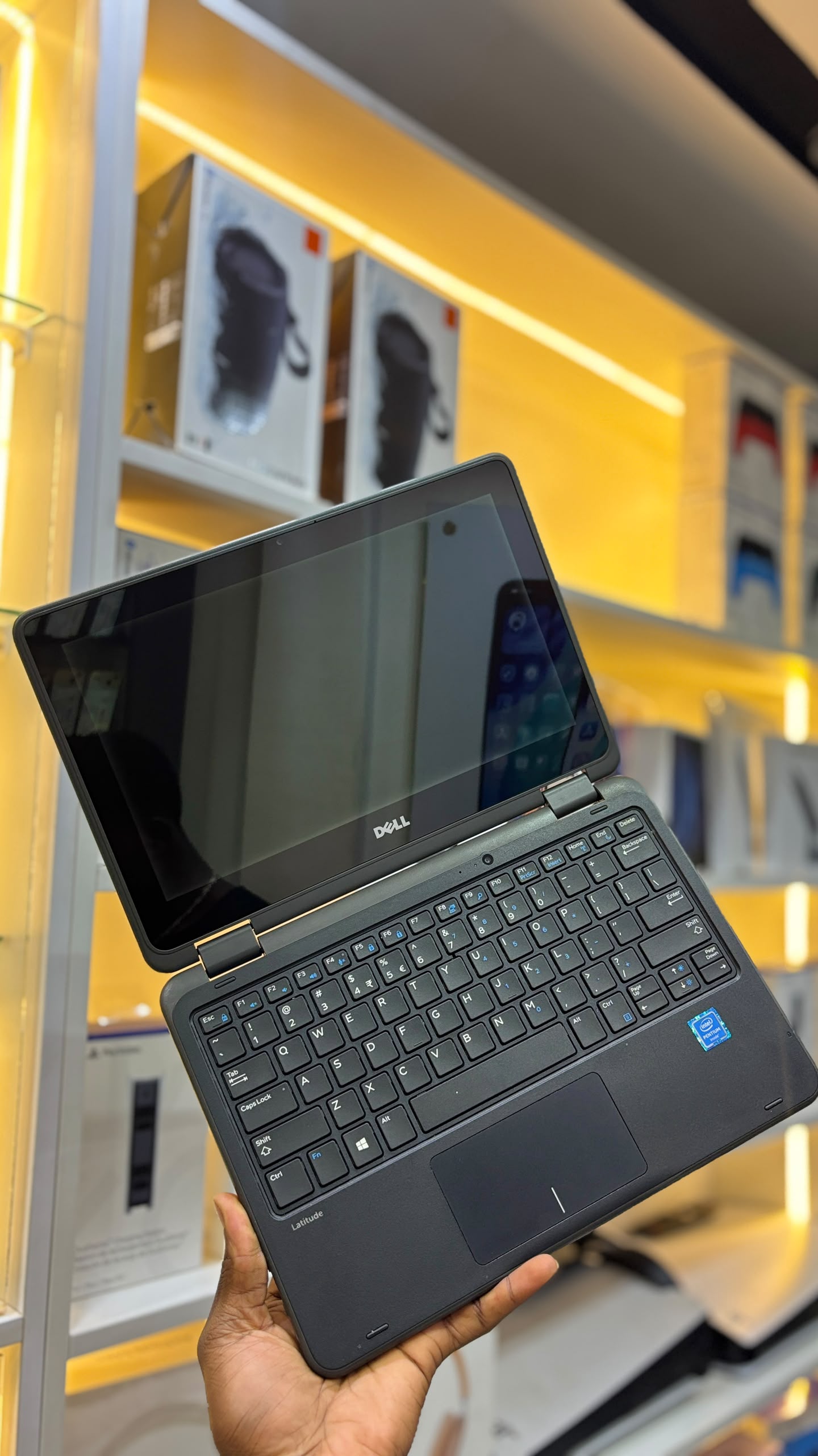 DELL LATITIDE 3190