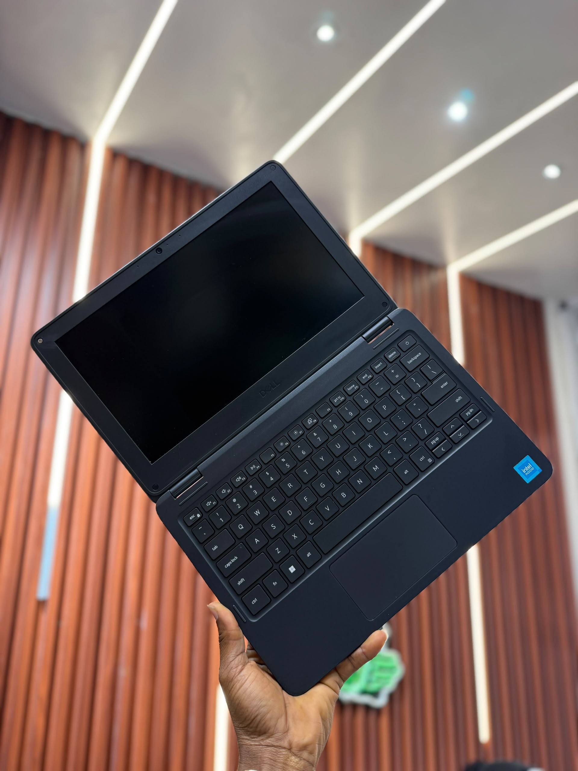 DELL LATITUDE 3140